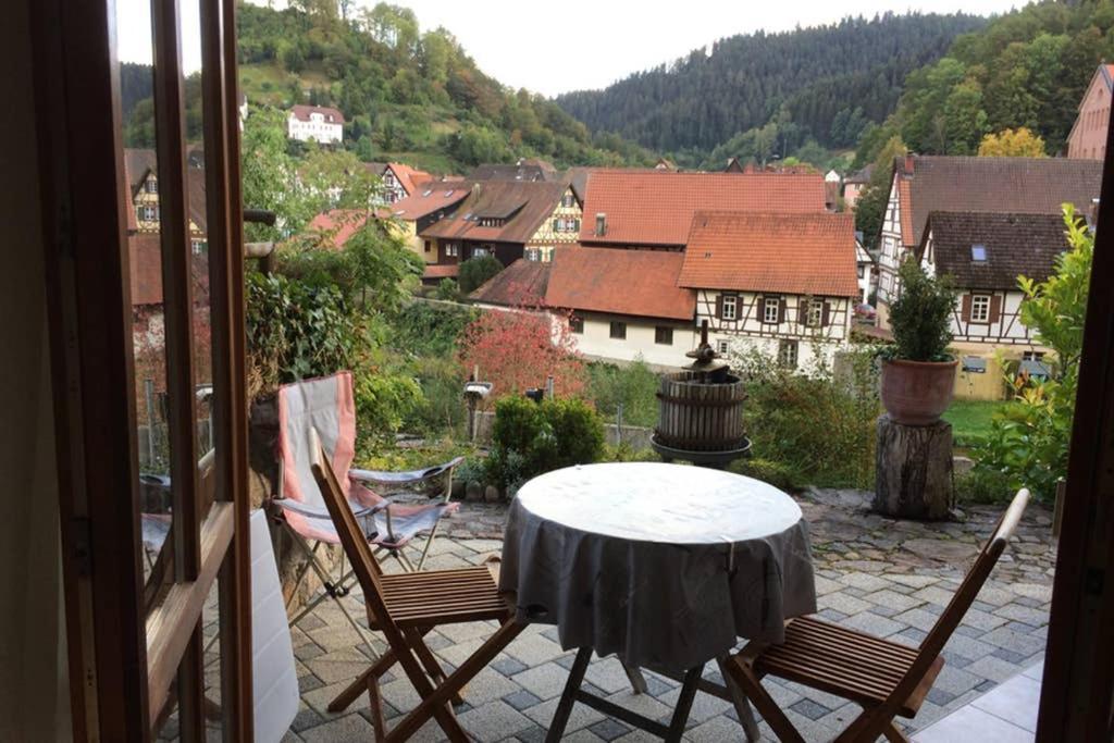 Urlaub Mit Blick Auf Schiltachs Fachwerkhaeuser Kültér fotó